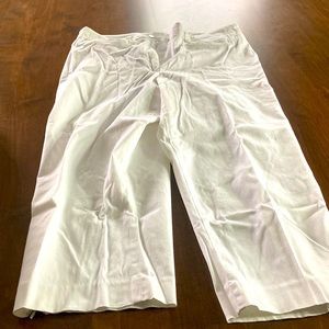 Liz Claiborne Capris